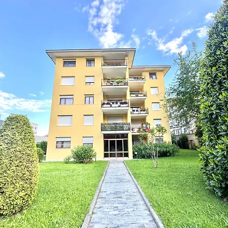 Piazza Adua Centro Apartment *